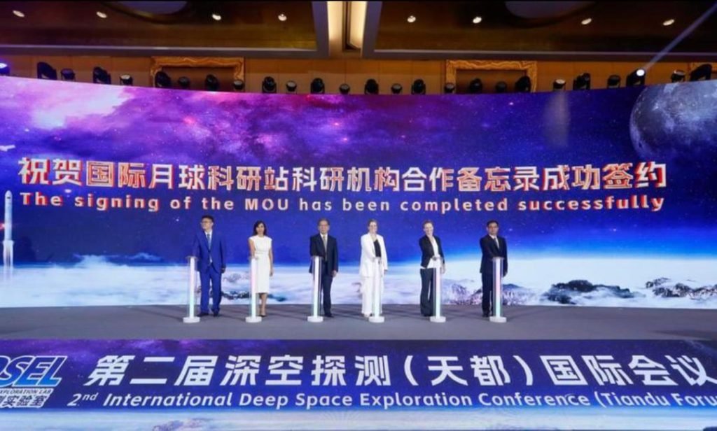 Senegal joins China’s moon-station push