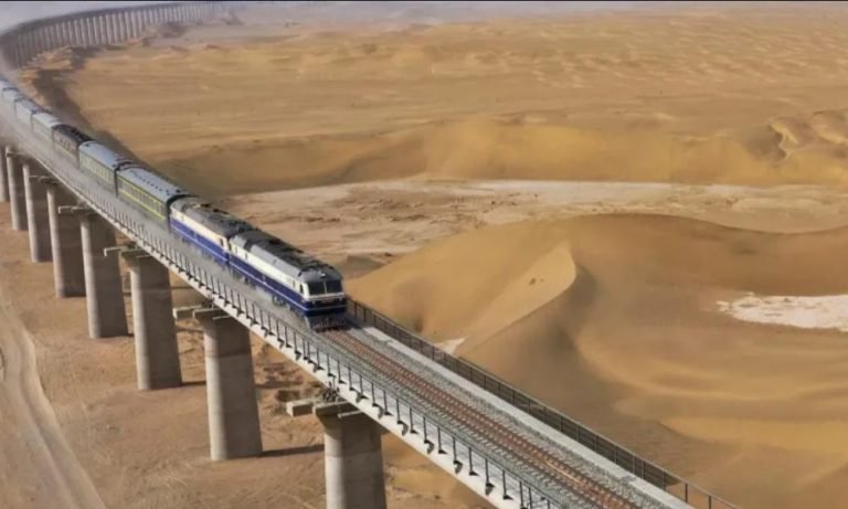 hinese Firm Finishes Track for Africa’s First Heavy-Haul Desert Railway