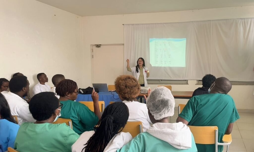 China Team Starts Language Classes for Rwandan Medics