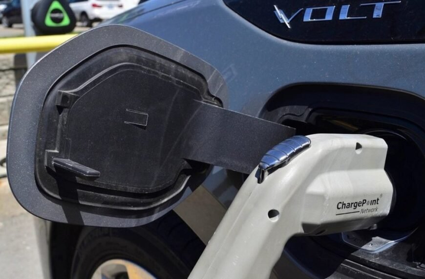Electric vehicle charging