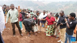 In eastern DR Congo Bukavu mourns as fire victims laid to rest